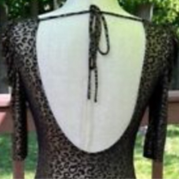 🆕 GUESS Metallic Shimmery Animal Leopard
Print Bodycon Flattering Mini Dress L - Picture 6 of 8